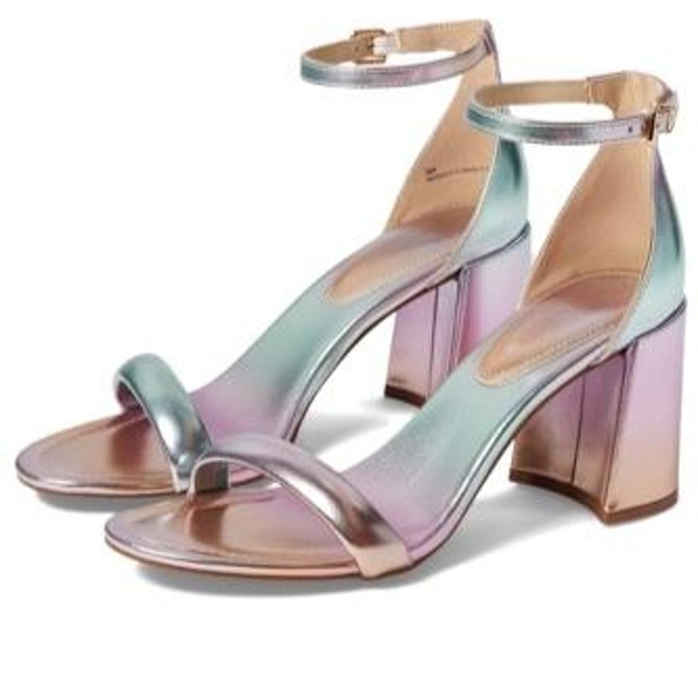 Kenneth Cole Women's Luisa Chunky Heel Strappy Open Toe Sandal